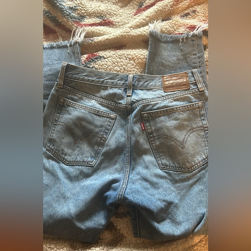 Levi’s Wedgie Jeans